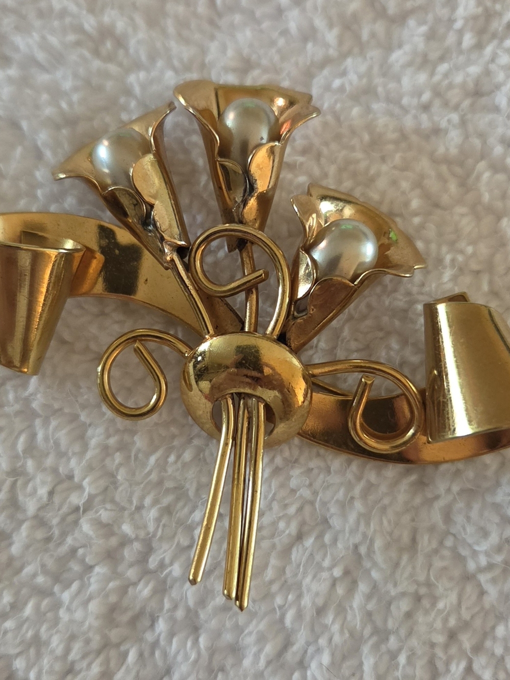 Vintage Gold Tone Brooch Pin Lot 10pc Teddy Bear(Avon) & Calla Lily Bouquet&more - Picture 2 of 14